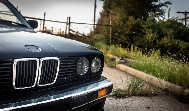 Illustration for article titled My Torrid Affair With A BMW E30 Track Car